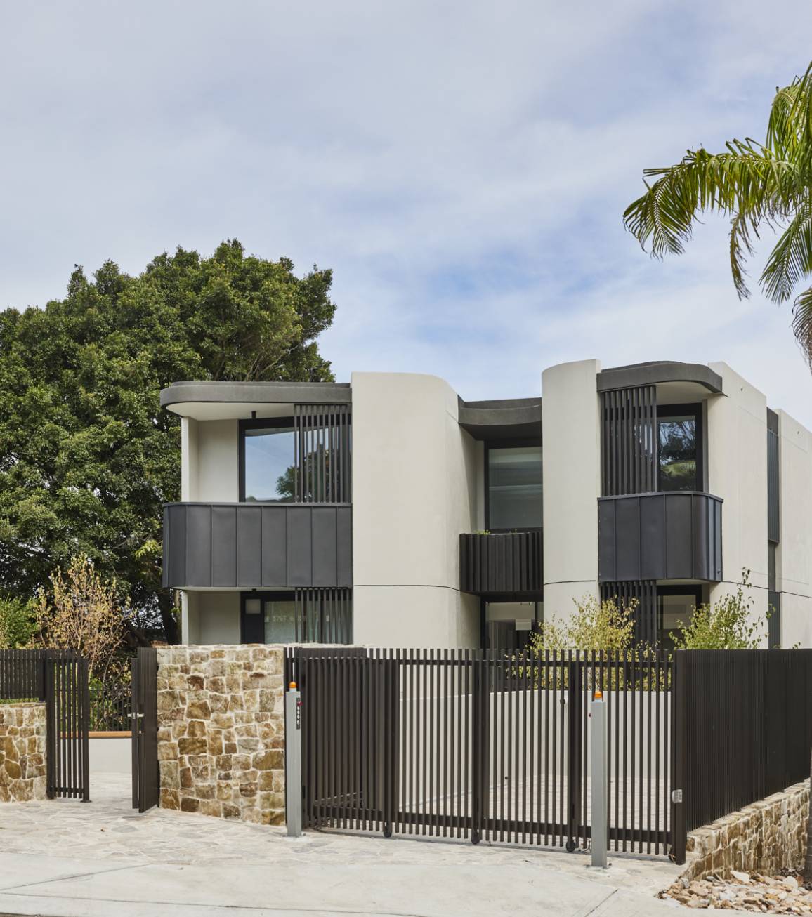 COLINDIA, NEUTRAL BAY